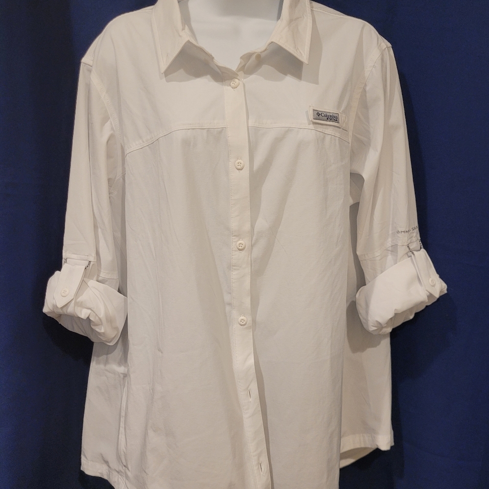 SOLD. Columbia PFG White Omni-Shade button down sun shirt XL